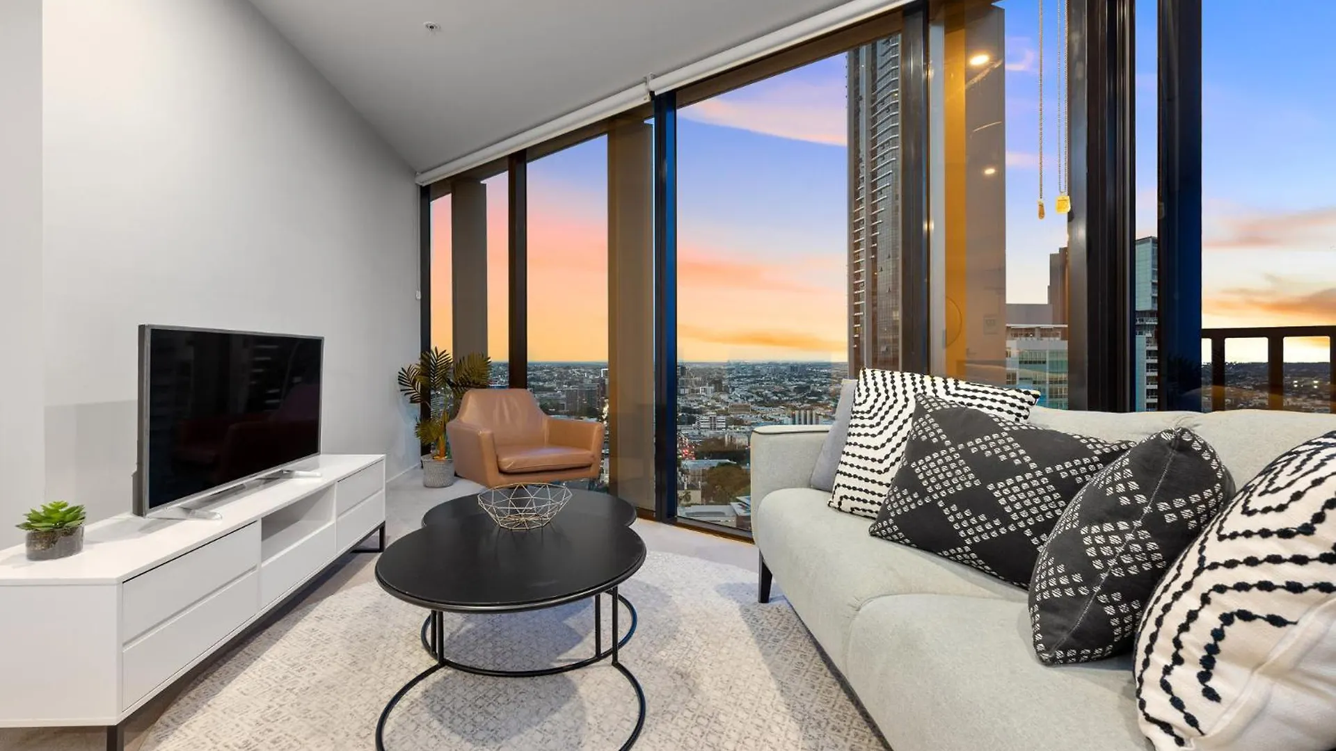 Apartment Spire Residences By The Spire Manager Brisbane